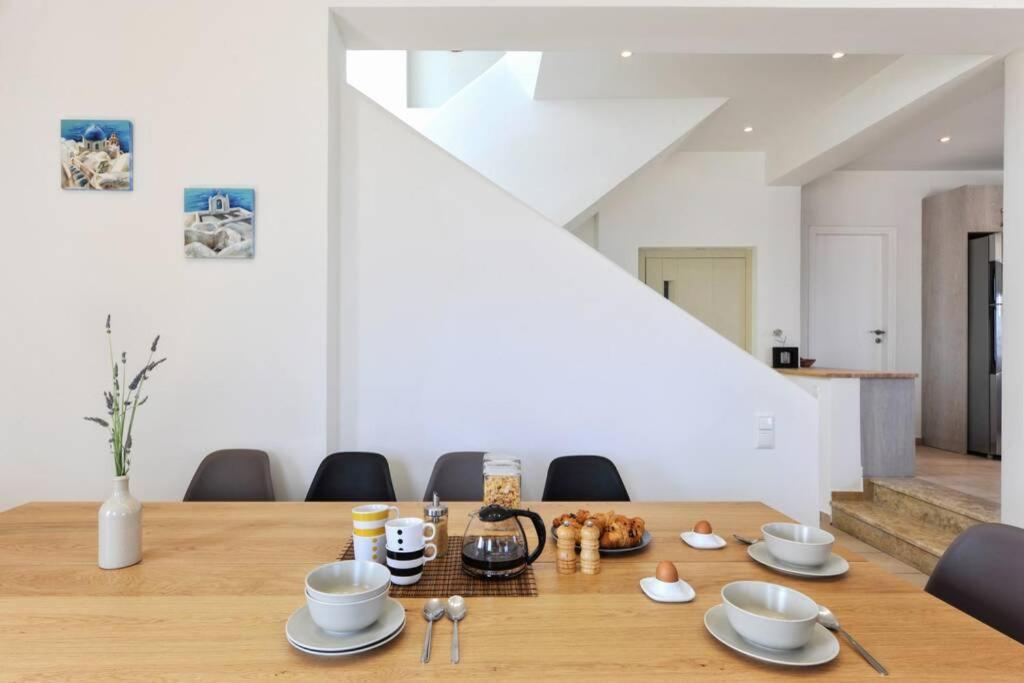 Wonderful Eco Friendly Villa Augustine Ampelo Esterno foto