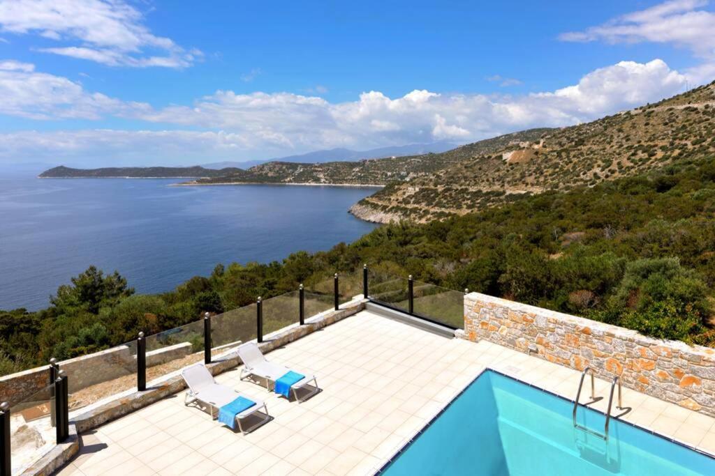 Wonderful Eco Friendly Villa Augustine Ampelo Esterno foto