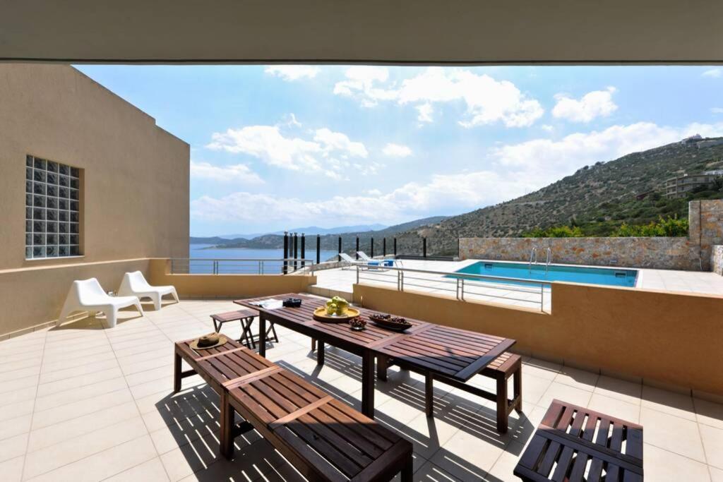 Wonderful Eco Friendly Villa Augustine Ampelo Esterno foto