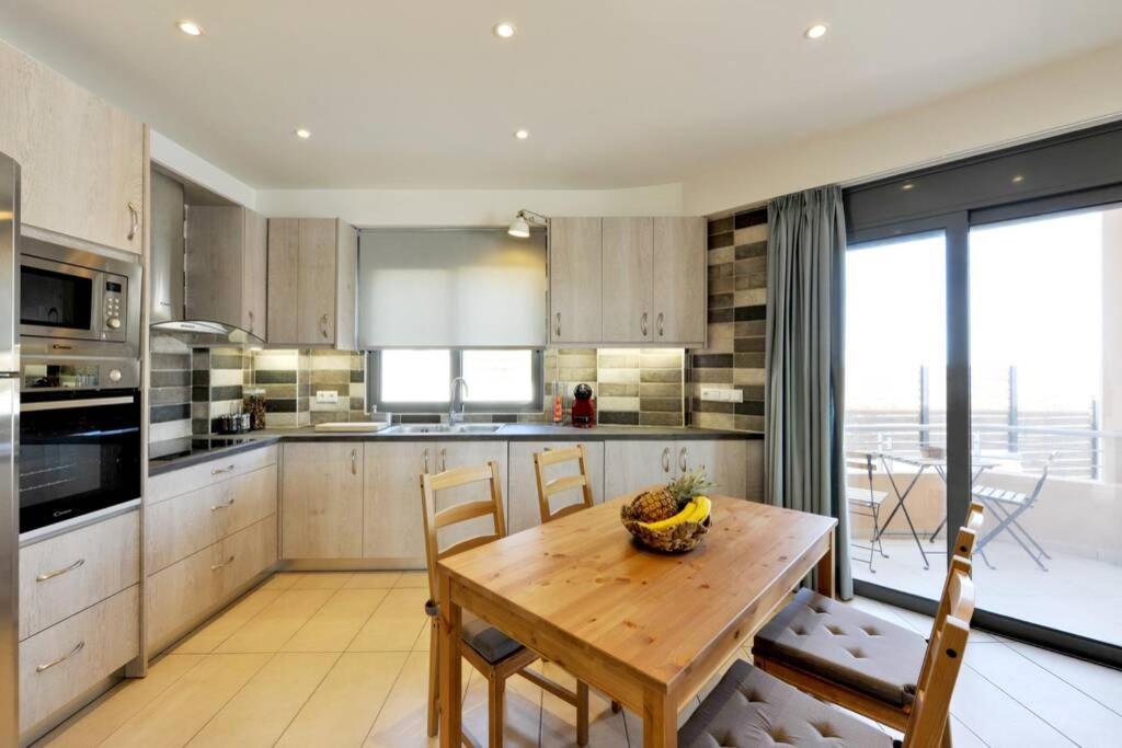 Wonderful Eco Friendly Villa Augustine Ampelo Esterno foto