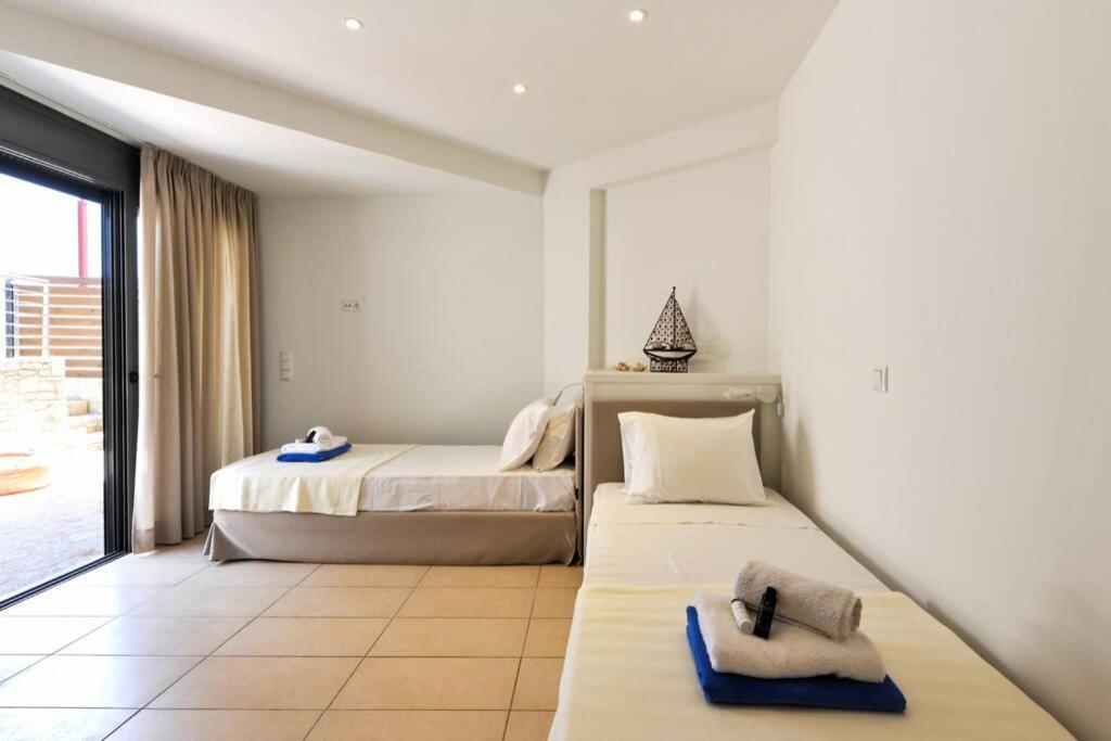 Wonderful Eco Friendly Villa Augustine Ampelo Esterno foto