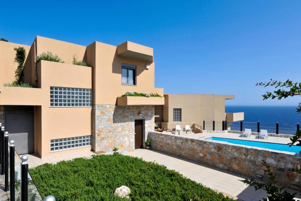 Wonderful Eco Friendly Villa Augustine Ampelo Esterno foto